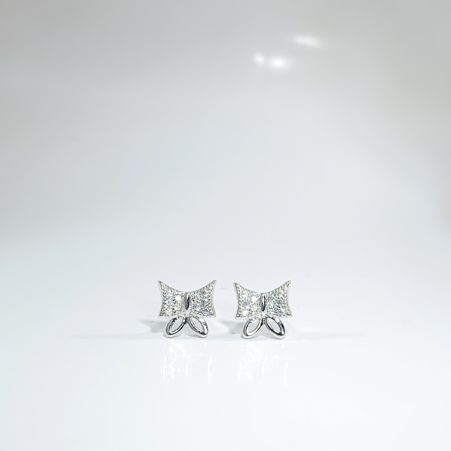 Nᐤ OES0096
