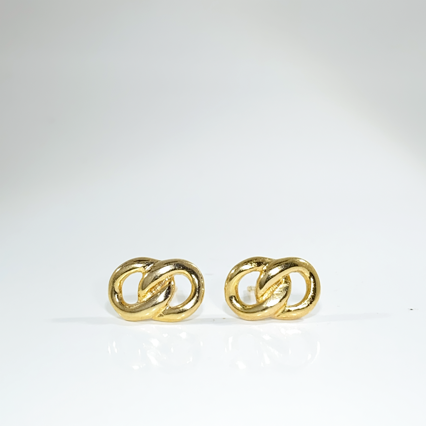 Nᐤ OES0015