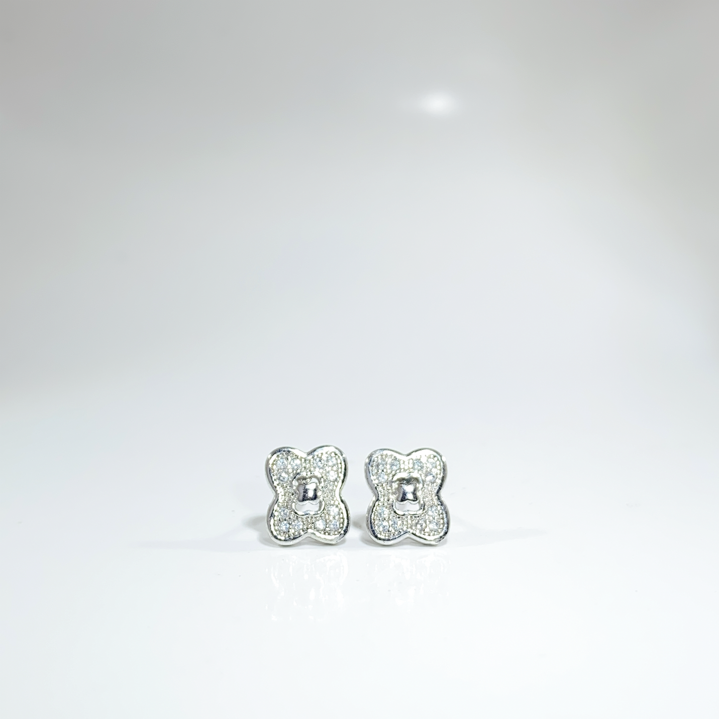 Nᐤ OES0083