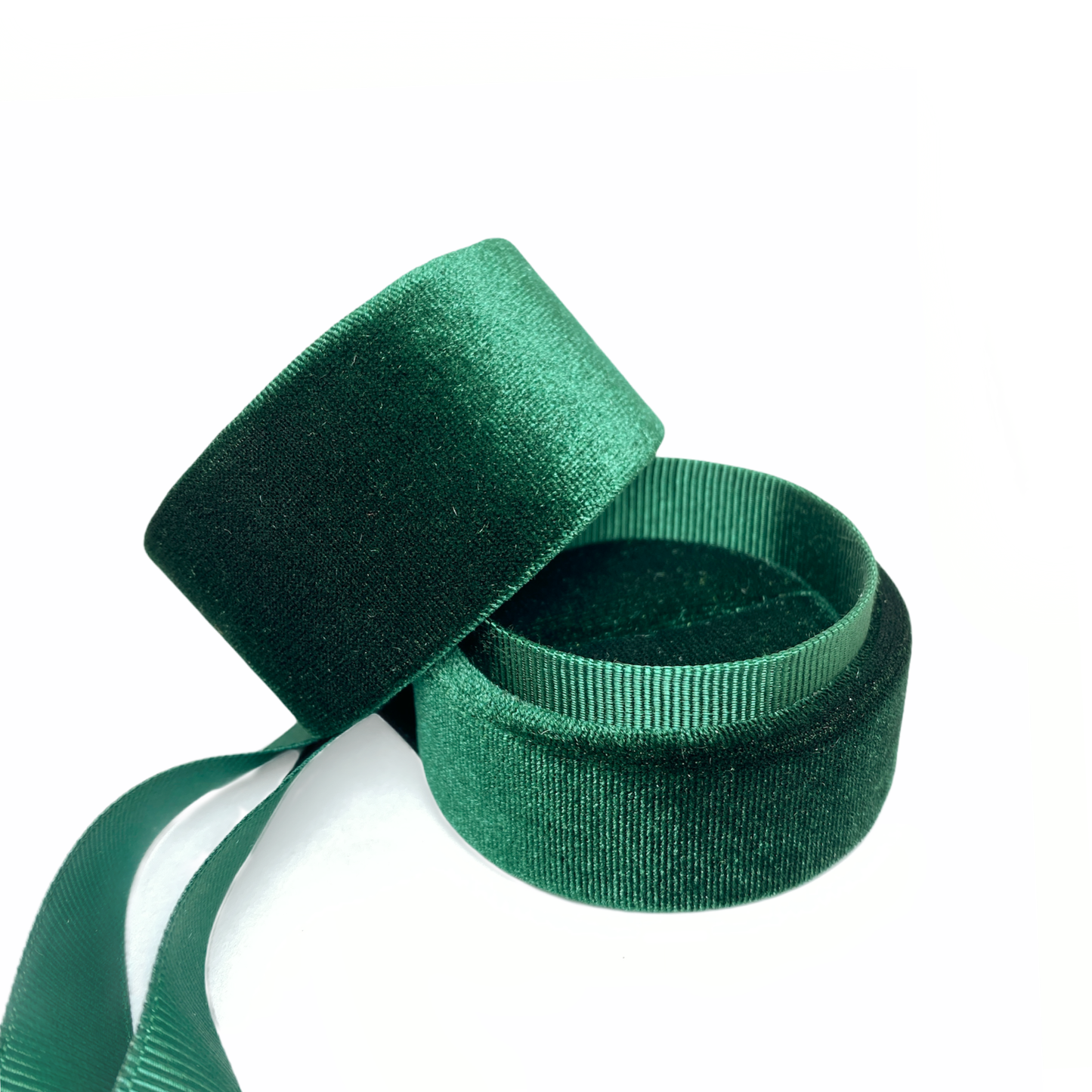 Cylindrical Ring Box with Ribbon